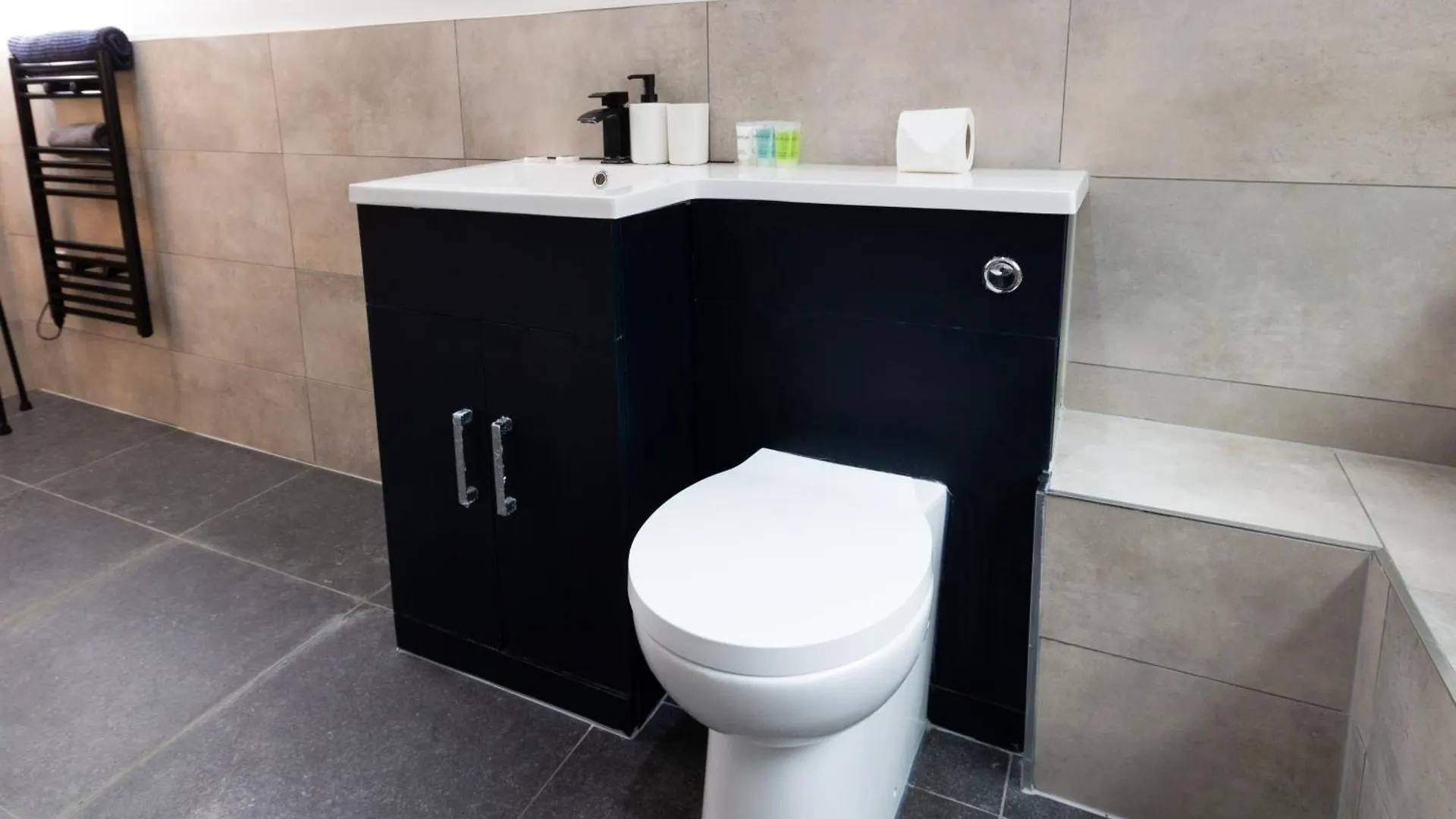 Cosy 1Bed Getaway In Central Hull 킹스턴어폰헐